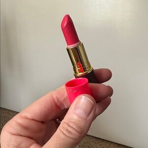 MAC Cosmetics Amplified Creme Lipstick in Saucy Little Darling